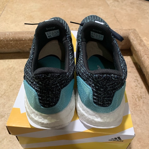 Adidas Ultra Boost Parley 4.0 Men’s Size 10 CG3673 - Picture 5 of 7